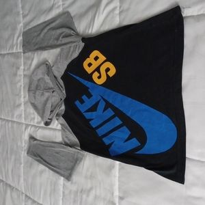 Kids size 10-12 lightweight long sleeve hoodie shirt